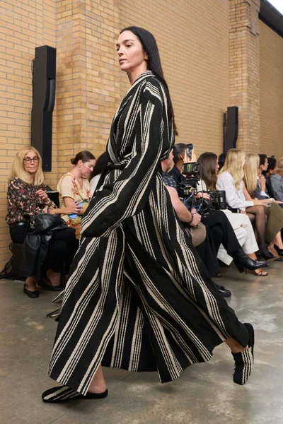 Look 116